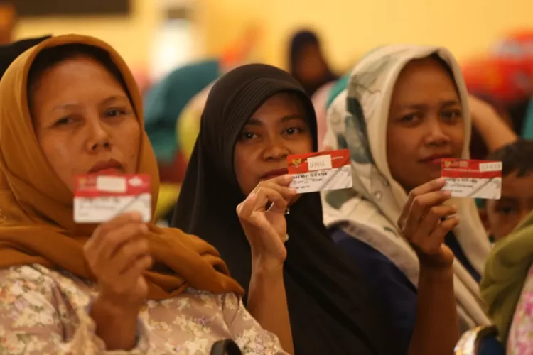 Bansos Didigitalisasi, Menkomdigi Pastikan Tak Salah Sasaran Lagi