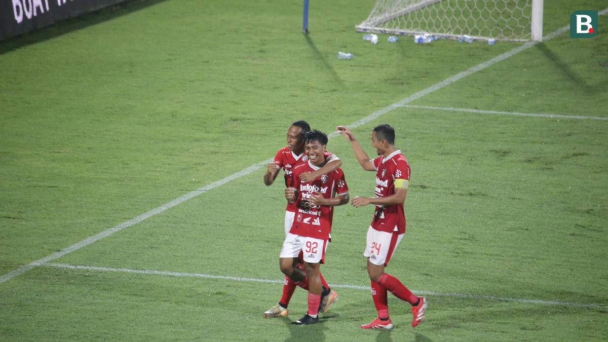 BRI Super League: Reyner Barusu Kembali Jadi Starter Hadapi Persebaya, Pelatih Bali United Akui Bisa Jadi Pertandingan yang Sulit