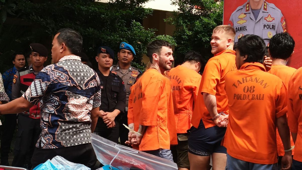 Cekcok Berujung Penusukan: WN Inggris Tusuk Suaminya di Gang Cinta, Bali