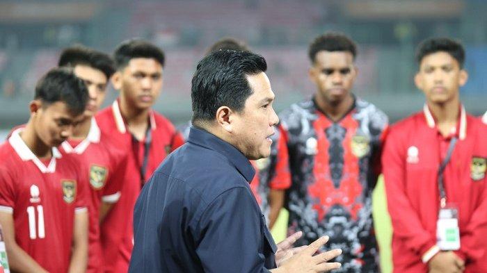 Erick Thohir Berikan Tugas Pertama ke Alexander Zwiers: Temani Timnas Indonesia, Berharap Ada Bisikan yang Menyejukkan