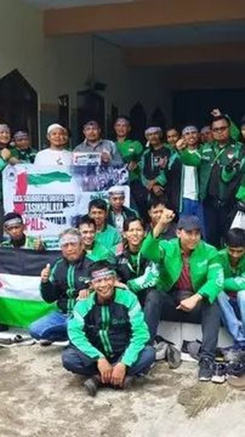 Foto: Ojol di Kendari Gelar Aksi Solidaritas untuk Affan Kurniawan