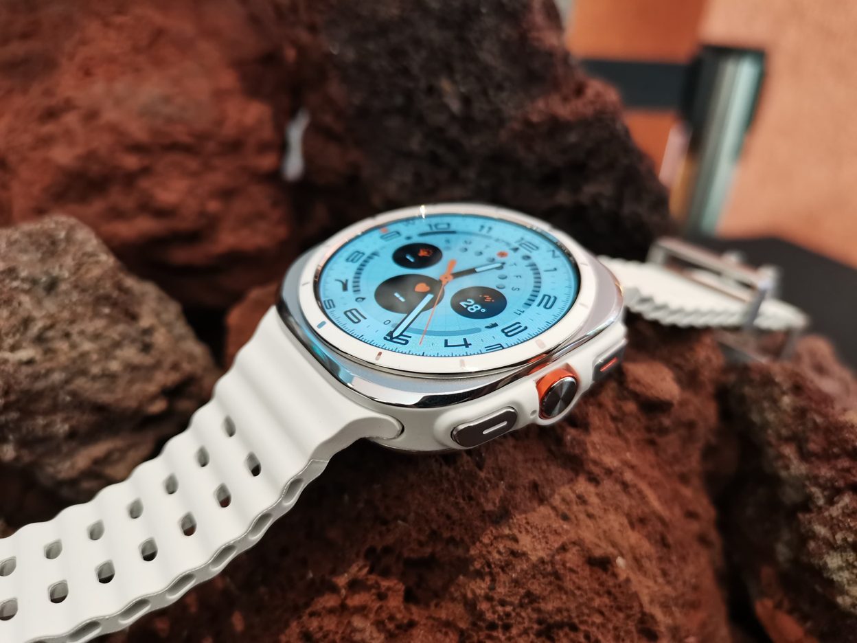 Galaxy Watch Ultra Titanium Blue Resmi Hadir di Indonesia, Ini Harganya