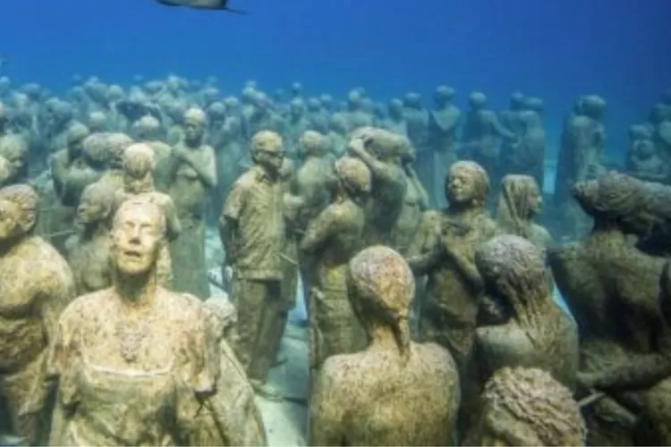 Kota Kuno Ditemukan di Dasar Laut, Banyak Berhala Zaman Firaun