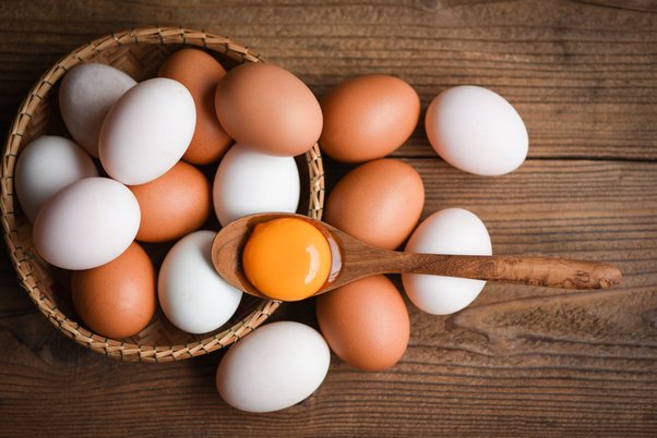 Makan Kuning Telur Bikin Kolesterol Tinggi? Ini Penjelasannya