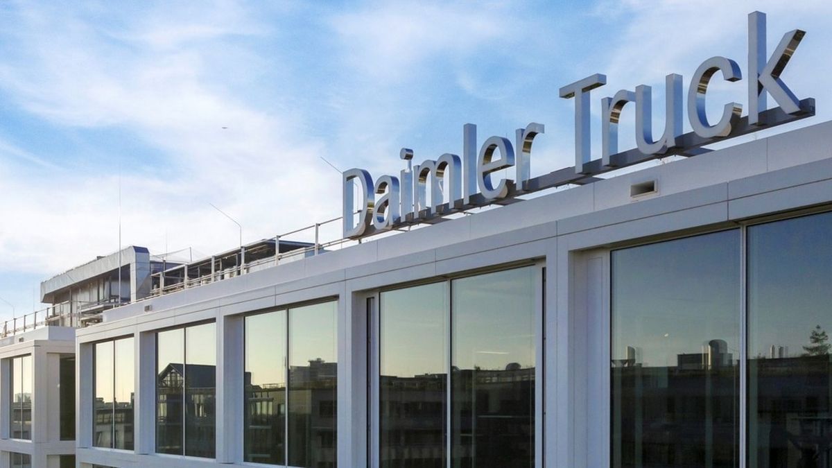 Pabrik Daimler Rampungkan Produksi Sasis Bus Mercy, Siap Diekspor ke ASEAN