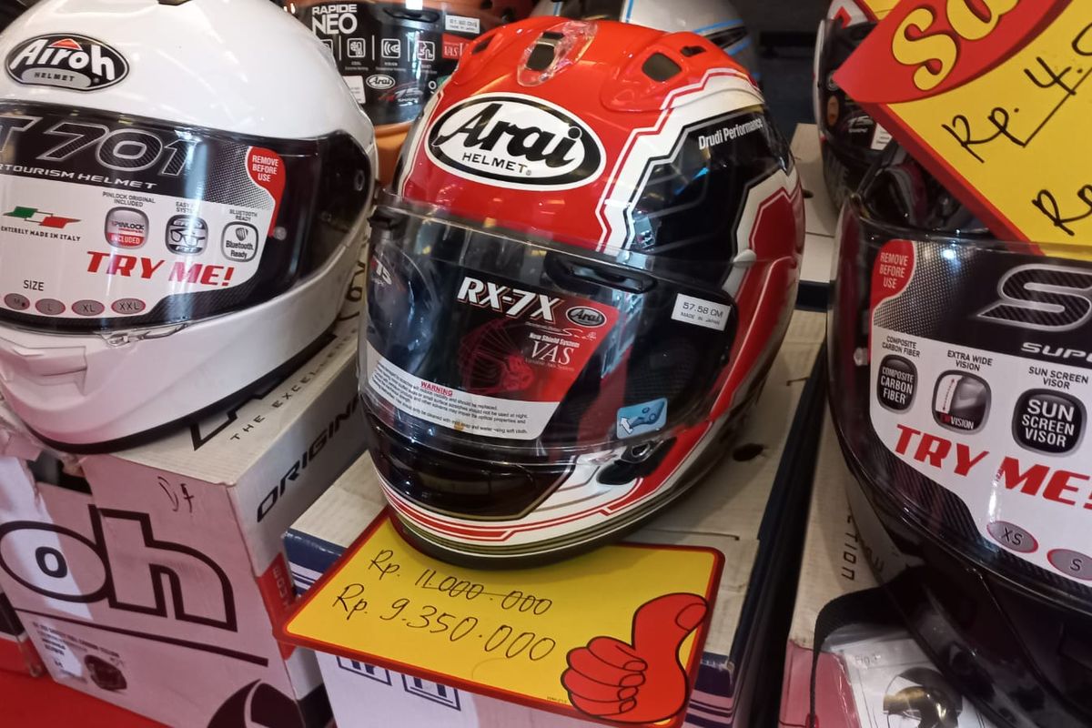 Panduan Cari Helm Premium Bekas: Jangan Beli yang Umurnya di Atas 5 Tahun
