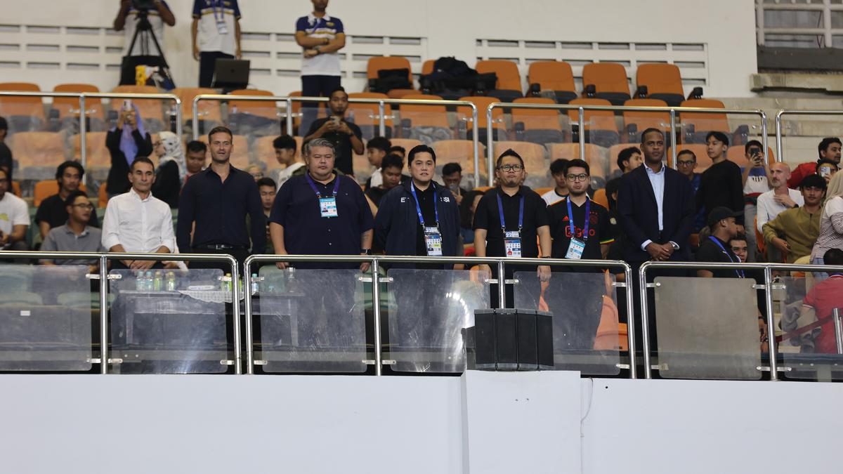 Patrick Kluivert Safari Nonton Pemain Timnas Indonesia di Liga Belanda: Pantau Nathan Tjoe-A-On dan Dean James, Ketemu Mees Hilgers