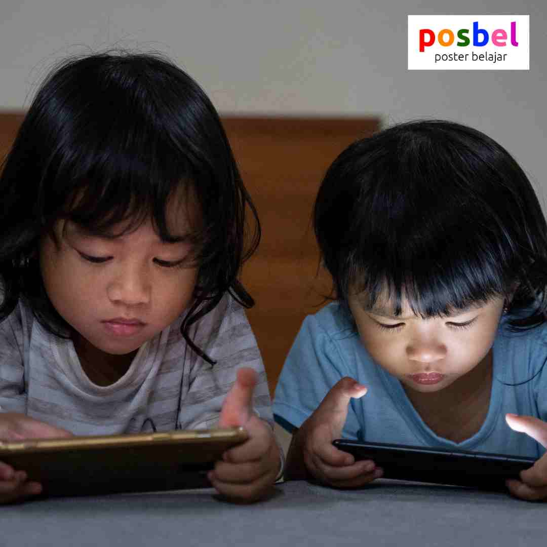Studi: Anak yang Sering Main HP Alami Penurunan Interaksi Sosial