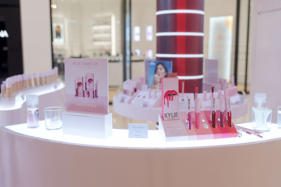 Tak Perlu Jastip Lagi, IT Cosmetics Kini Resmi Tersedia di Sephora Indonesia