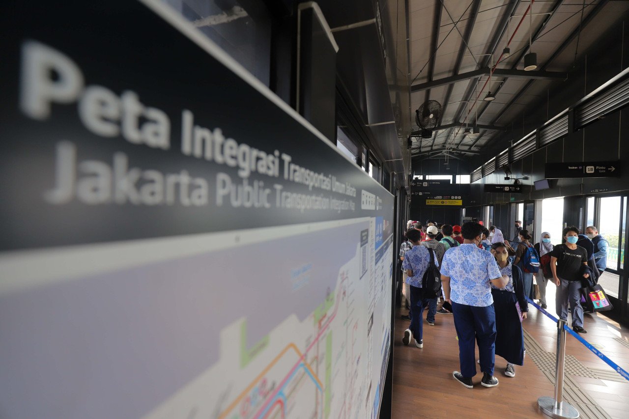 Transjakarta dan MRT Gratis Selama Seminggu untuk Memulihkan Jakarta Pasca Kerusuhan