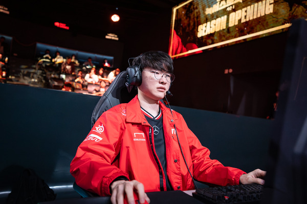 "W Gaming" Tak Terbendung! PRX Juara VCT Pacific Stage 2, Kalahkan RRQ 3-1... Smth Raih MVP di Tanah Jepang [VCT Pacific Stage 2 Finals]