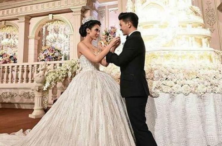 3 Artis yang Menikah dengan Tema Princess dan Nasibnya Kini