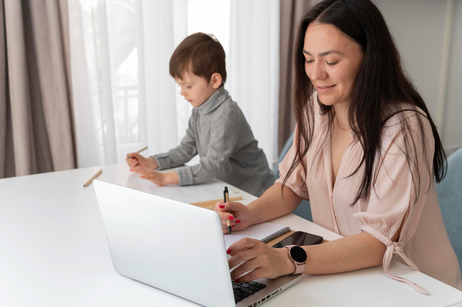 5 Tips Me Time untuk Working Mom di Long Weekend : Okezone Women