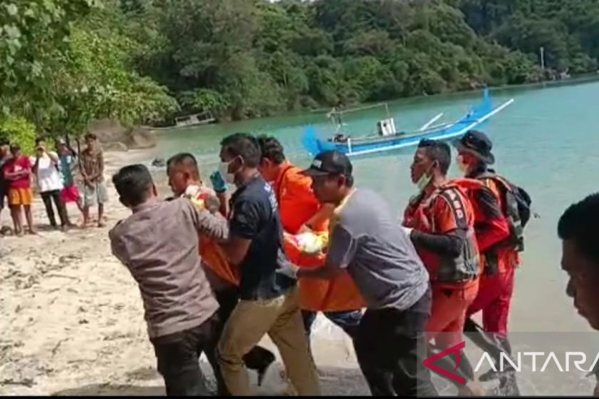 8 Jasad Kru dan Penumpang Heli yang Jatuh di Kalsel Ditemukan