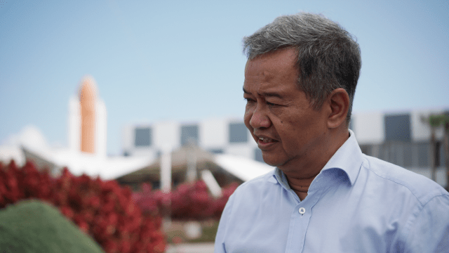 Adi Rahman Adiwoso, Bapak Satelit Indonesia yang Melawan Arus