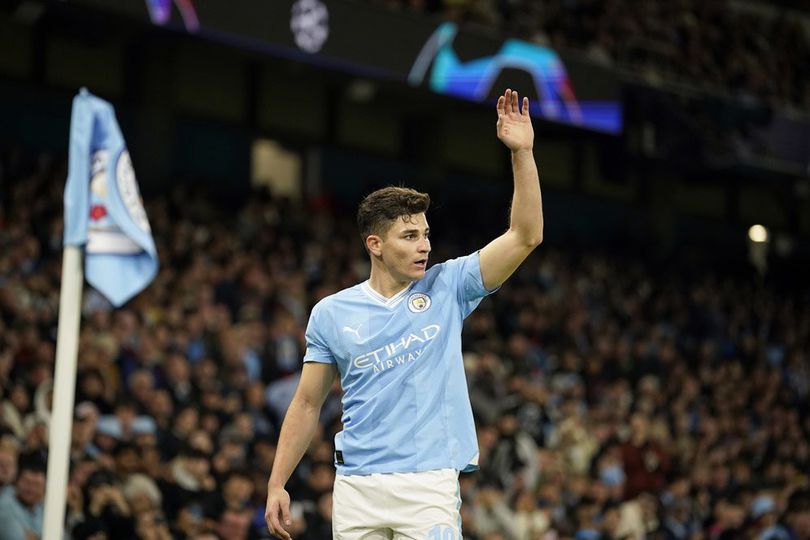Agen Julian Alvarez Buka Suara Soal Rumor Tawaran Tukar Guling Sensasional Dari Liverpool Melibatkan Luis Diaz.