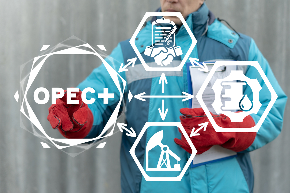 Arab Saudi Desak OPEC+ Percepat Kenaikan Produksi Minyak