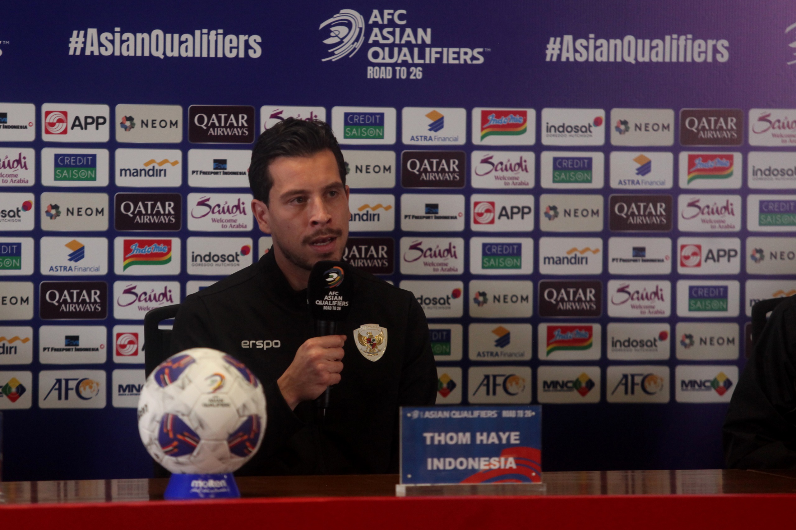 BRI Super League: Hadapi Arema FC, Thom Haye Tetap Optimistis Meski Sempat Dihujani Kritik