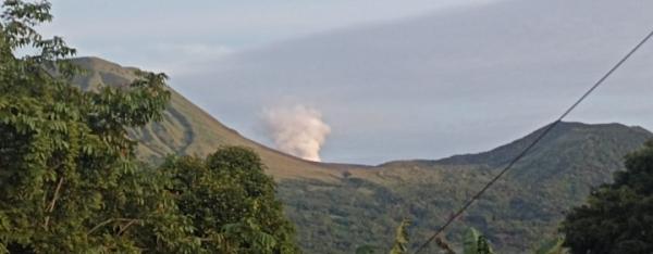 Gunung Lokon di Tomohon Berstatus Siaga Level III, Erupsi Freatik Bisa Terjadi