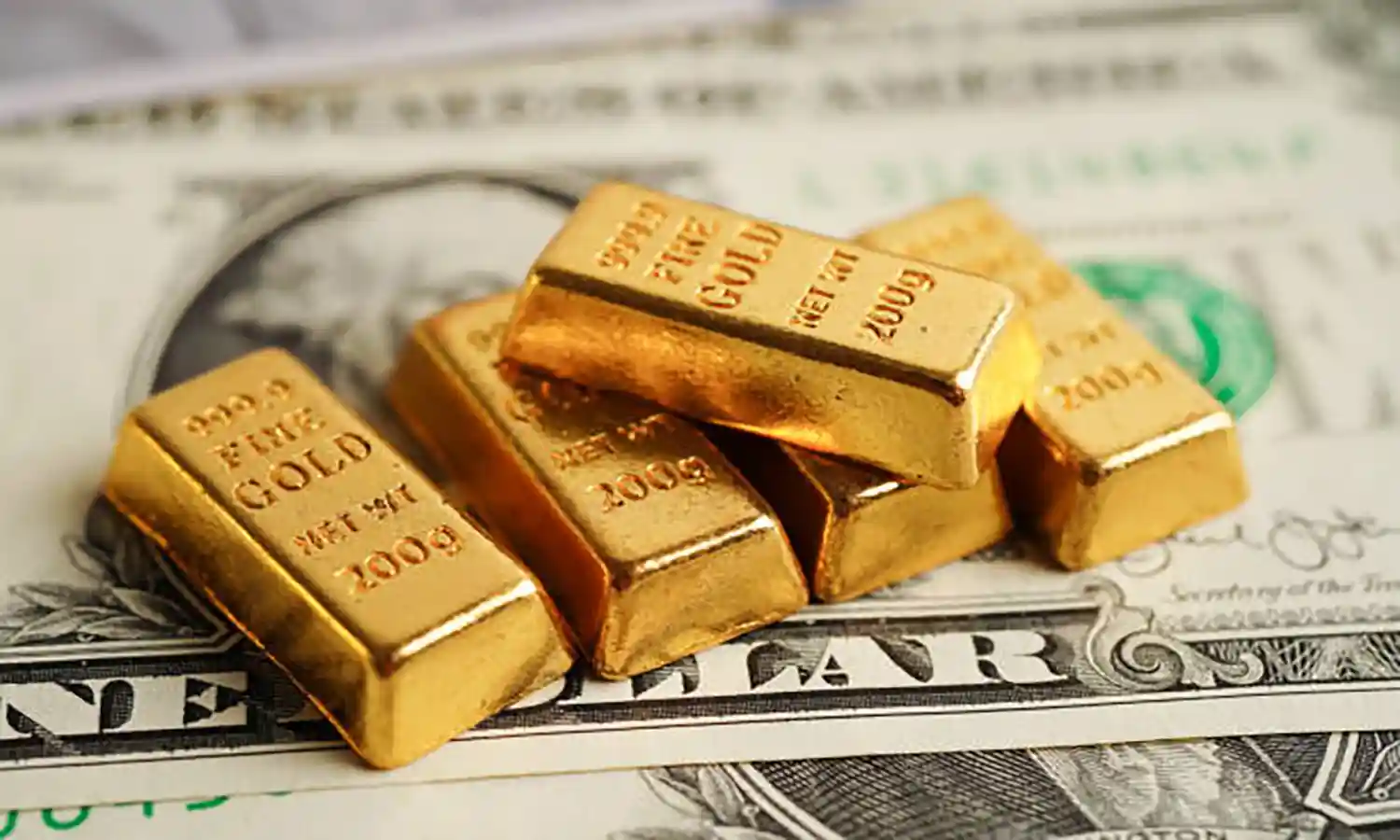 Harga Emas Dunia Diproyeksi Capai USD 4.000 per Troy Ons pada Akhir 2025