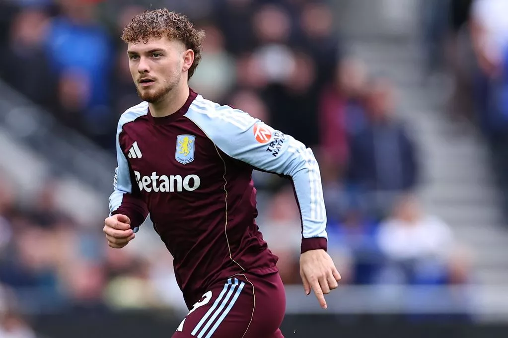 Harvey Elliott Faces Same Old Liverpool Problem After Aston Villa Debut