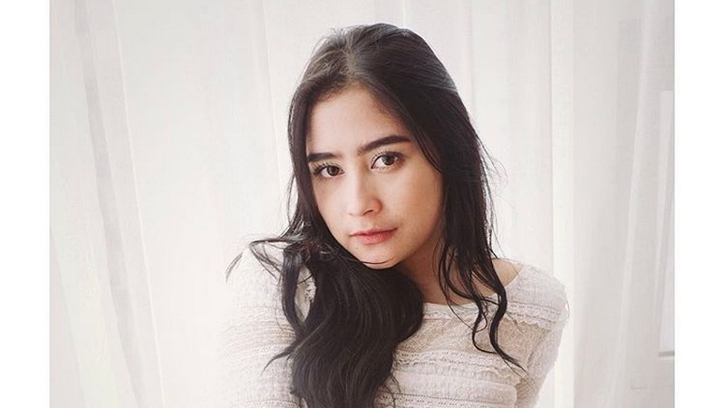 Jatuh Sakit, Prilly Latuconsina Sering Infus di Tempat Syuting