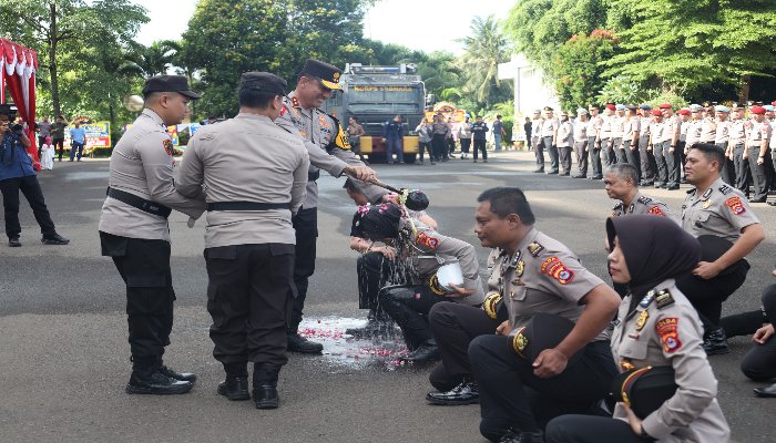 Kapolda dan Wakapolda Banten Naik Pangkat, Polda Janji Pelayanan Presisi.