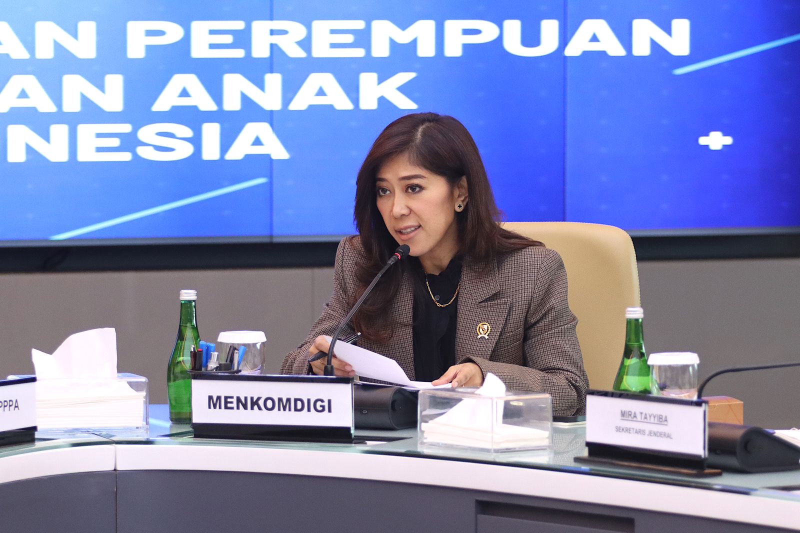 Komdigi Ungkap Tujuan Penerapan Wacana 1 Orang 1 Akun Medsos