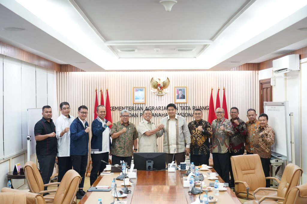 Maruarar Soroti Efek Berganda KUR Perumahan: Tukang Bangunan hingga Warung