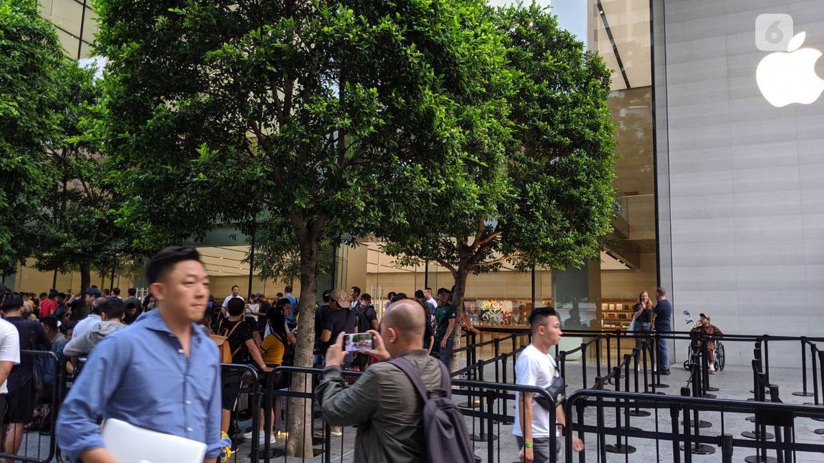 Penjualan Perdana iPhone 17 Disambut Meriah di Apple Store Sydney
