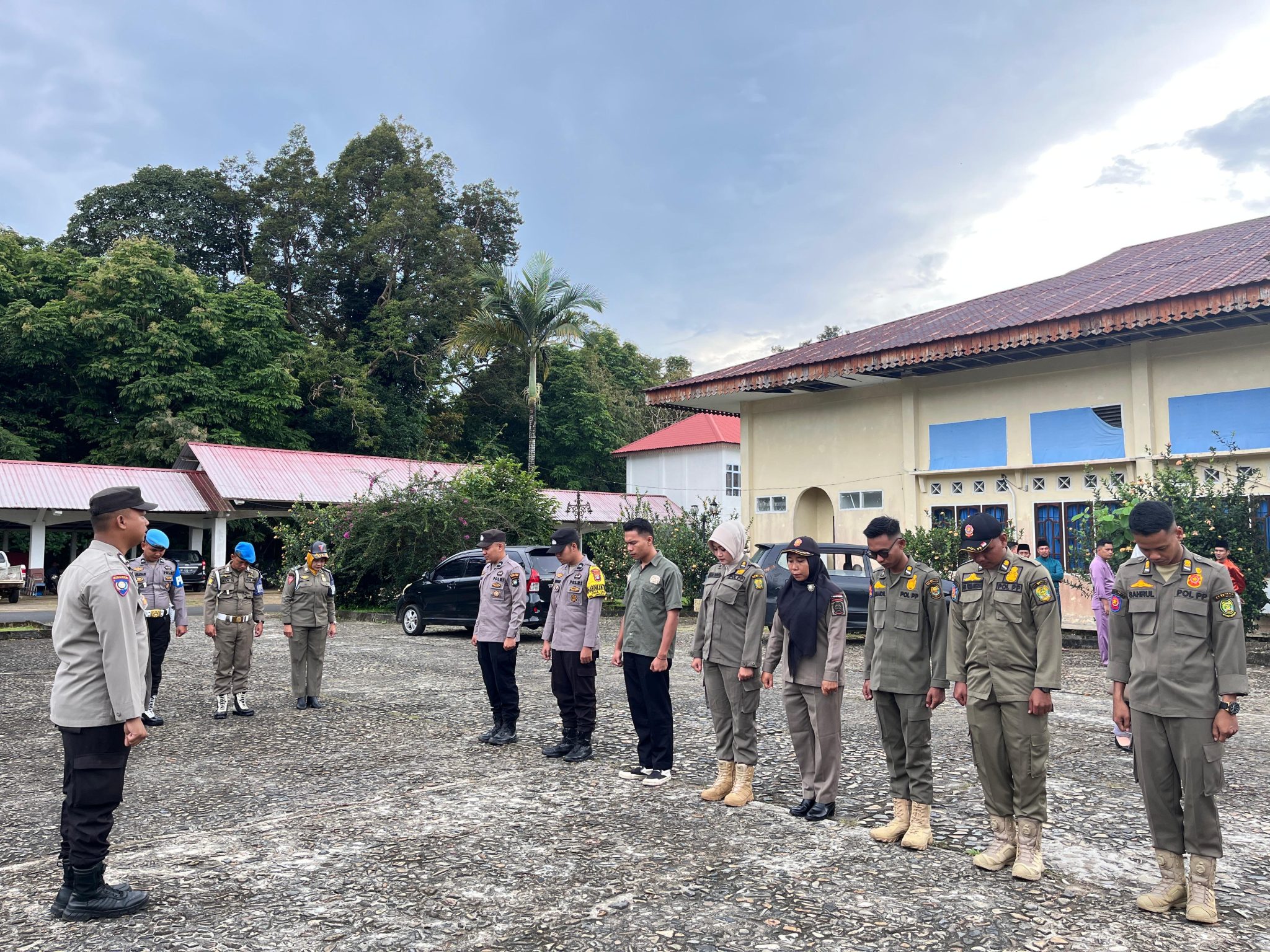 Polsek Daik Lingga Kawal Ketat Peringatan Maulid Nabi Muhammad SAW 1447 H di Kabupaten Lingga