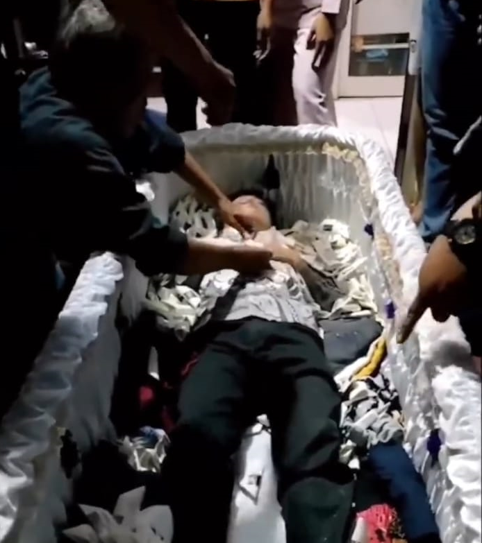 Pria Tanzania Alami Mati Suri Enam Kali, Dijauhi Masyarakat Karena Tuduhan Ilmu Hitam dan Keterasingan