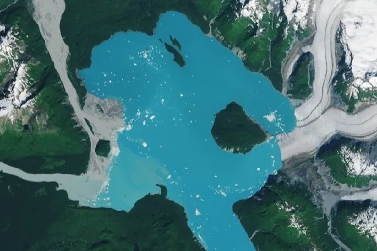 Pulau 'Baru' Muncul dari Es yang Mencair di Alaska
