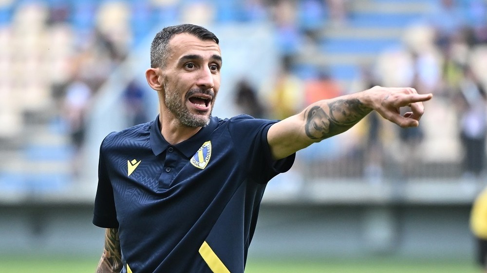 Revine Topal la Petrolul? Ciobotariu Joacă o Carte Grea cu Farul! + Situație Explozivă cu Hanca: „Uitați-vă ce-a făcut la Craiova!”