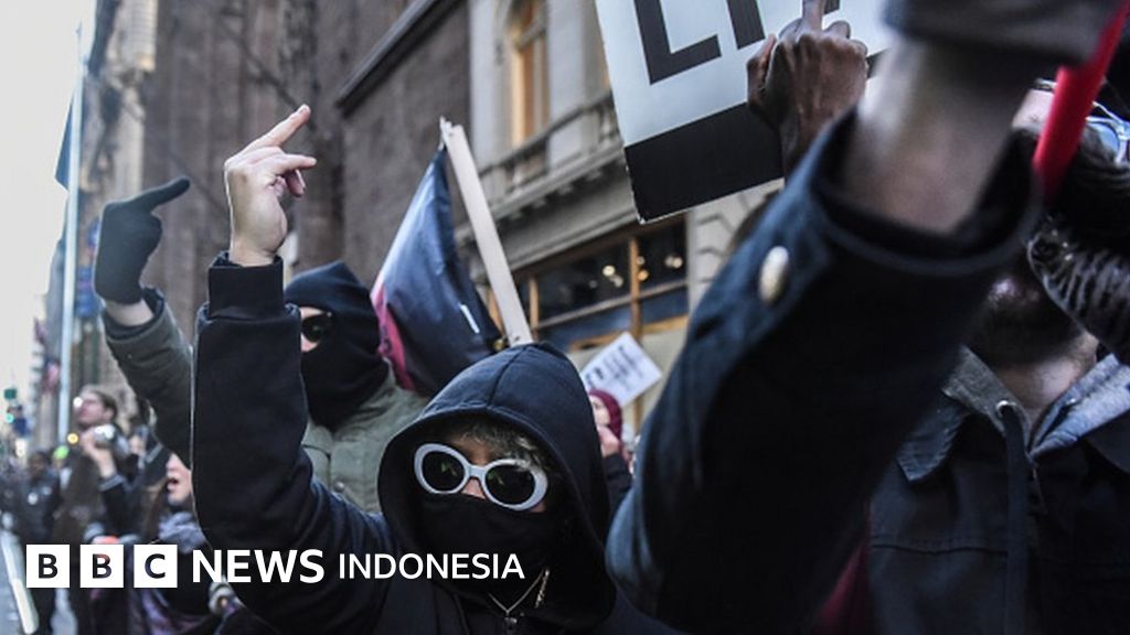 Trump Tetapkan Antifa sebagai Organisasi Teroris Domestik