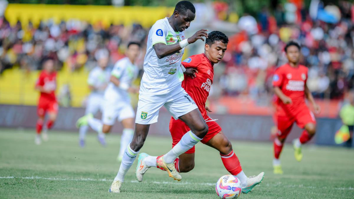Tunduk di Markas Persebaya, Semen Padang Kesulitan Balas Gol dengan 10 Pemain