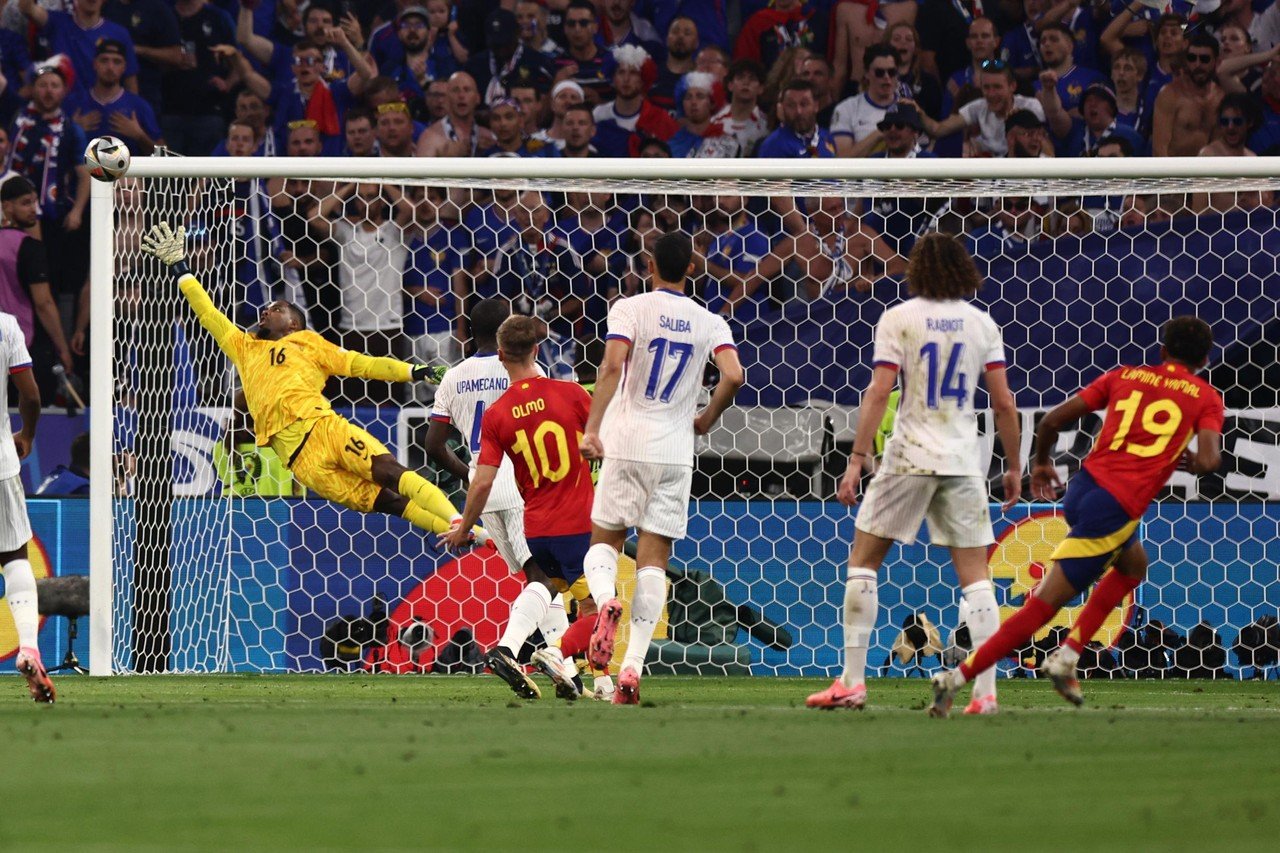 VIDEO | Kevin Rodríguez Bungkam Kritik dengan Gol Spektakuler di Belgia