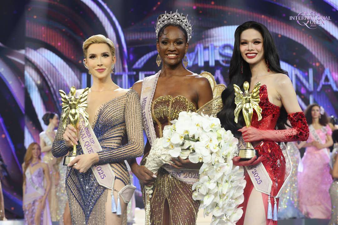 Wakil USA Midori Monet Raih Gelar Miss International Queen 2025, Ajang Transpuan!