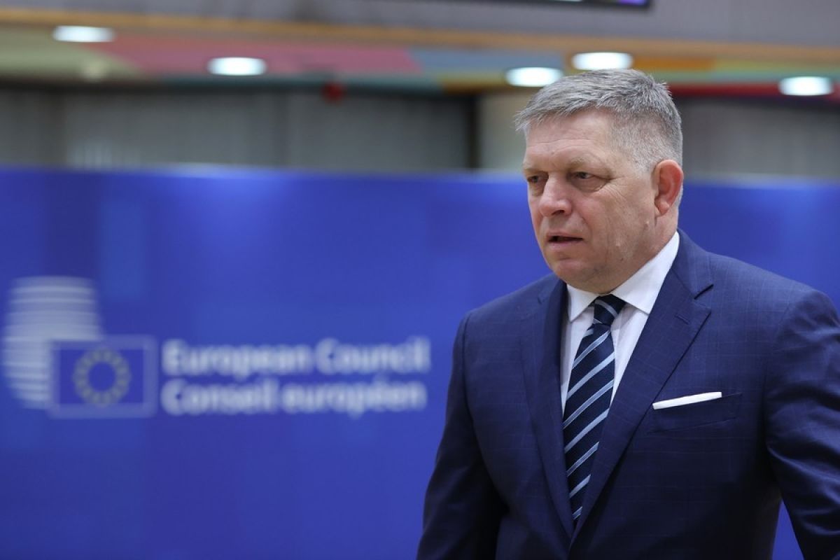 Zelensky Desak PM Slovakia Setop Impor Minyak Rusia